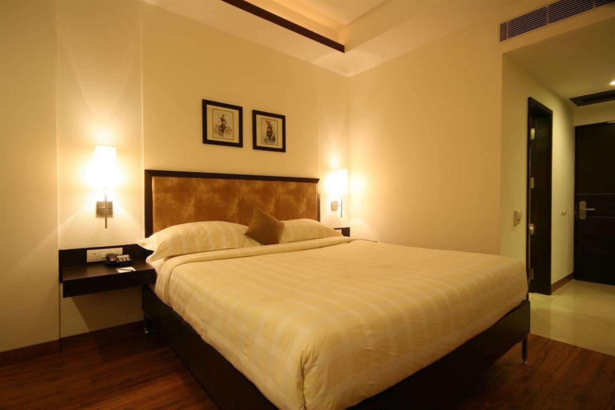 Four Points By Sheraton ואדודרה חדר תמונה